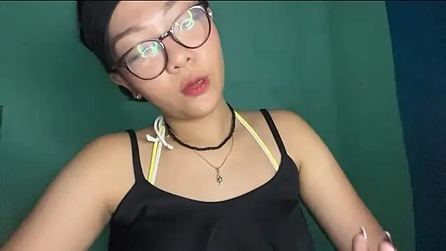 TerisaYellow live XXX chat