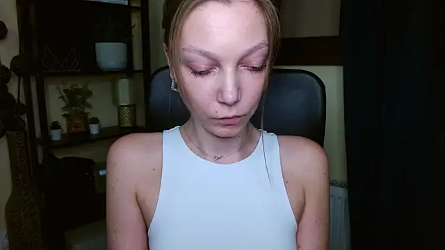 Chat XXX ao vivo de EmillyPlay