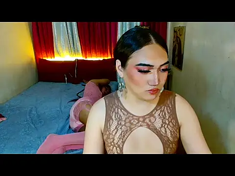 Phenomenal_Shemale's Live XXX Chat