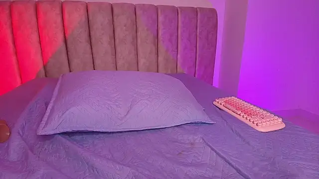 agath_69's Live XXX Chat