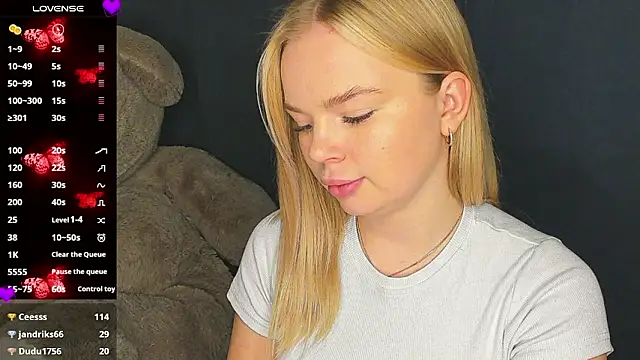 MaRiyaXXX Adlı Modelin Canlı XXX Sohbeti