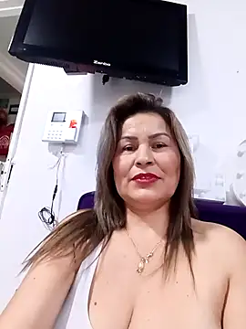 _Pamelamilf 现场XXX聊天