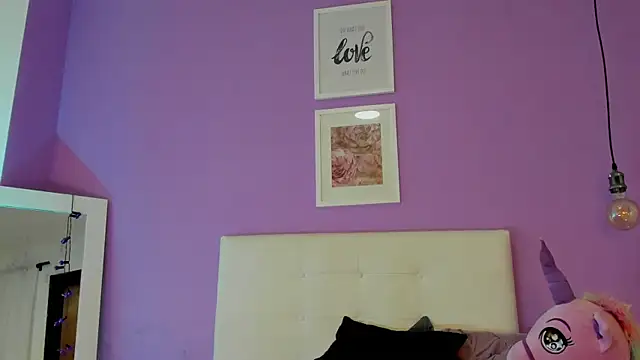 Pertunjukan Kamera Web Charlotte11-11