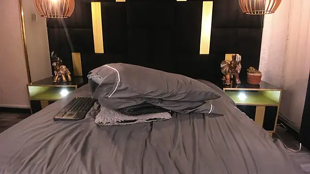 Lucio__Fox Live XXX-chat