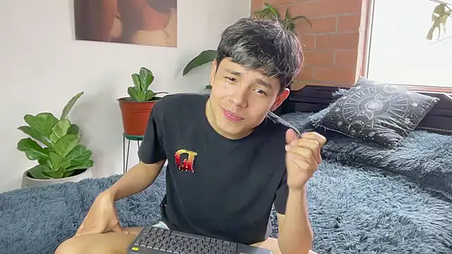 Živý XXX chat Andy_Belier23