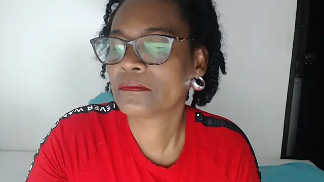 dana-black Adlı Modelin Web Kamerası Şovu