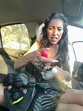 Amani_thewolf's Live XXX Chat