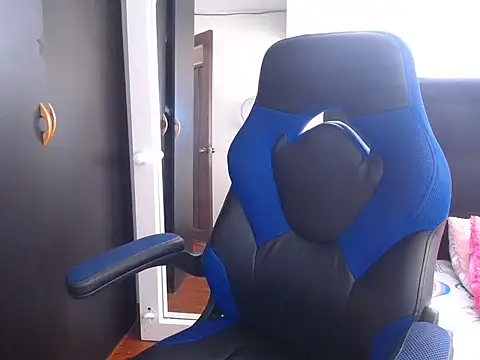 danna_martinez33 Live XXX Chat