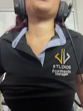 Nahomy_Benett Show Webcam