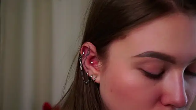 LorileeRuetz élő XXX-chatje