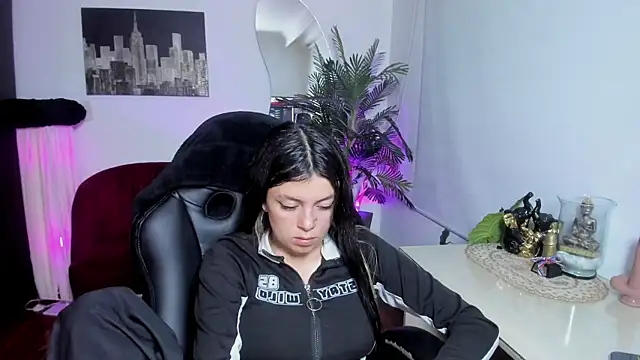 แชท XXX สดของ Meghan320