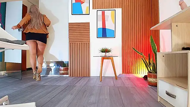 sweet_mile's Live XXX Chat