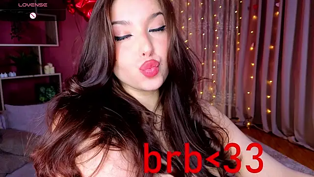 Chat XXX en directo de Lucy_louras