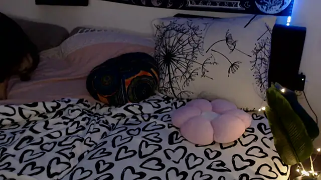 Chatroom XXX en direct de AlienforTwenty