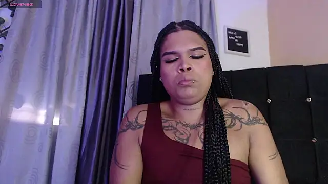 charlotte_brawn Adlı Modelin Canlı XXX Sohbeti