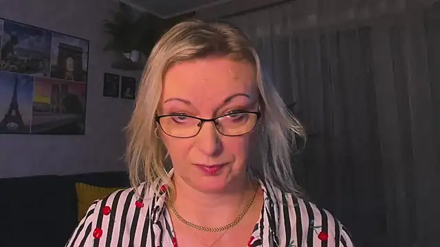 vanessa_chatのウェブカメラショー