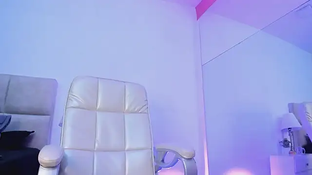 Chat +18 de JulietaFerrer_ ao vivo