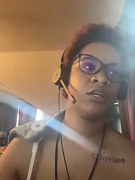 Živý XXX chat nickytheehawtie