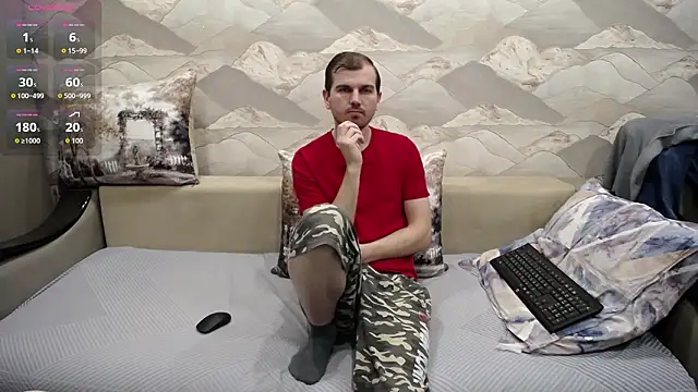 SerzhKorol1: διαδικτυακό σόου στην κάμερα