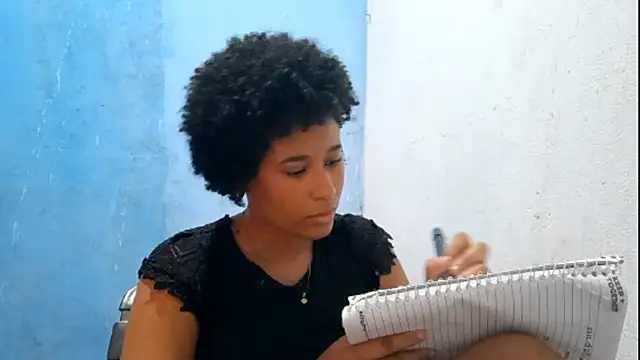 Chat XXX en directo de MadelynStamant