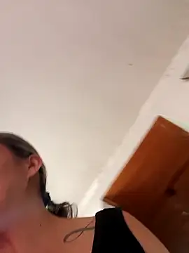 maynor_1998 Adlı Modelin Canlı XXX Sohbeti