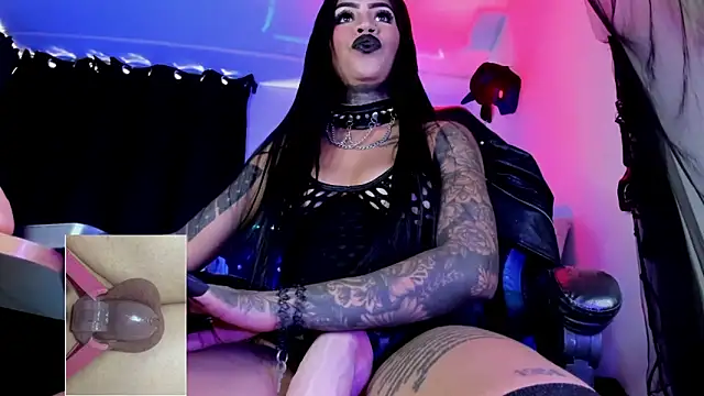 Chat +18 de deborah_tatto ao vivo