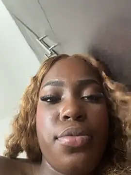 Chat +18 de NaiaGils ao vivo