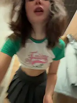 Chat XXX en directo de Dina_Tease