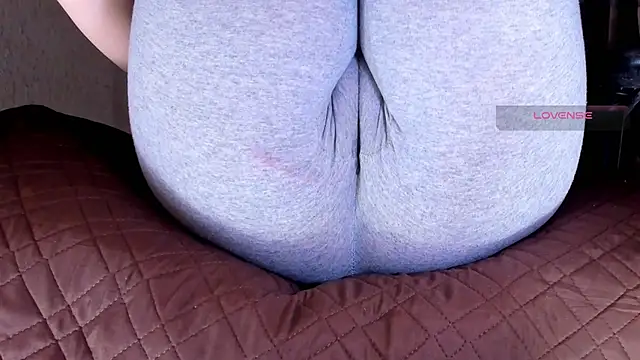 Cameltoe_squirt_inPants – Naživo XXX chat