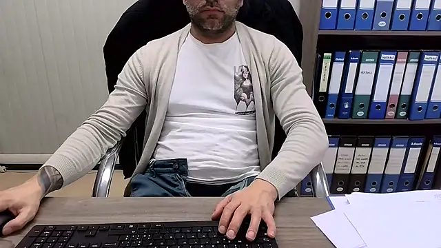 Evasionee's Webcam Show