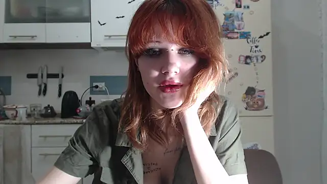 แชท XXX สดของ SolarAdrienne