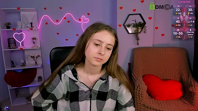 rebecca_smile Adlı Modelin Canlı XXX Sohbeti