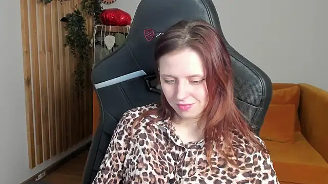 Онлайн чат XXX FreyaVey