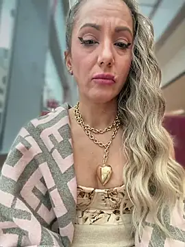 adya-aly Webcam-Show