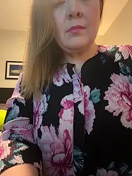 naughtynursejo 网络视讯表演