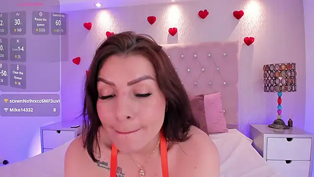 Chatroom XXX en direct de NatyQueen_