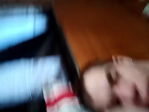 Chatroom XXX en direct de JohnnyBaby85