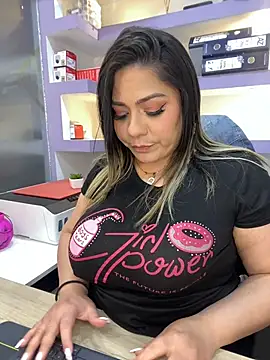 isabella_horney_ Live XXX-chat