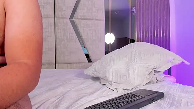 Axel_grey_: онлайн-секс-чат