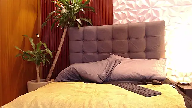 Chat +18 de veronica_em1 ao vivo