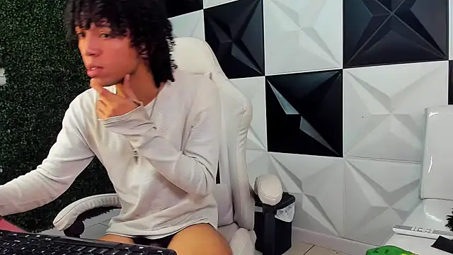 Chatroom XXX en direct de xion_ez