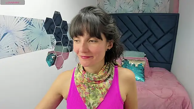 Valery_More__ Webcamshow