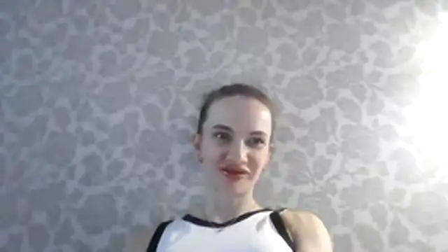 Chat +18 de AinyrVixxen ao vivo