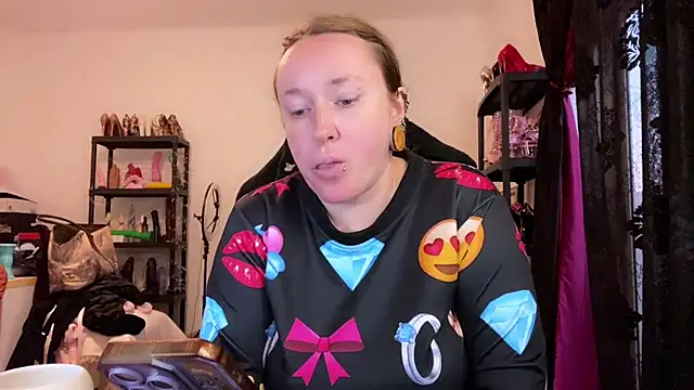 แชท XXX สดของ kisicaxx