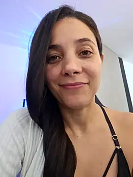 miaeyes Live XXX-chat