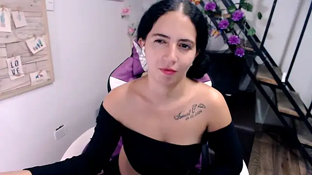 Chatroom XXX en direct de samantha_baby_