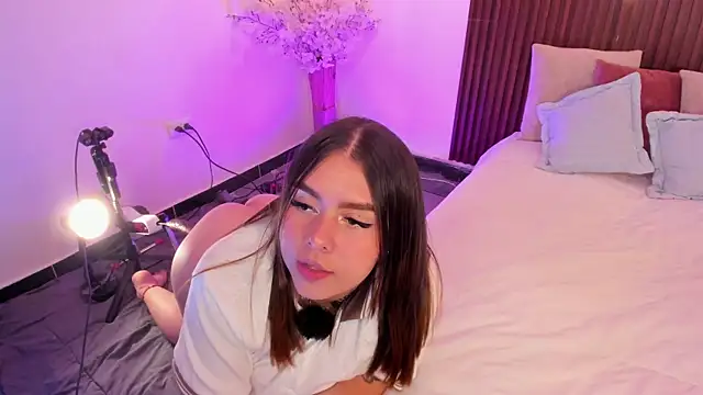 ArianaBaker Chat XXX live