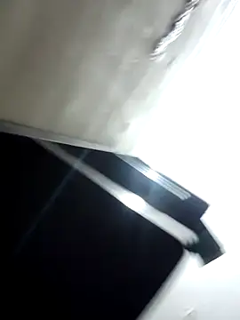 yamini1431 Show Webcam