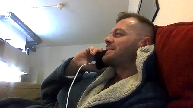 Chat XXX en directo de cheekycherryx