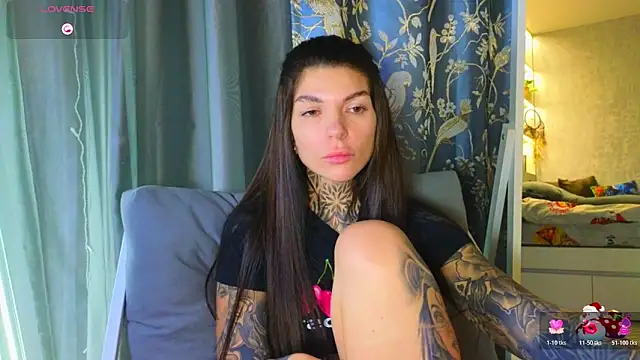 tattooedBabyy – Naživo XXX chat